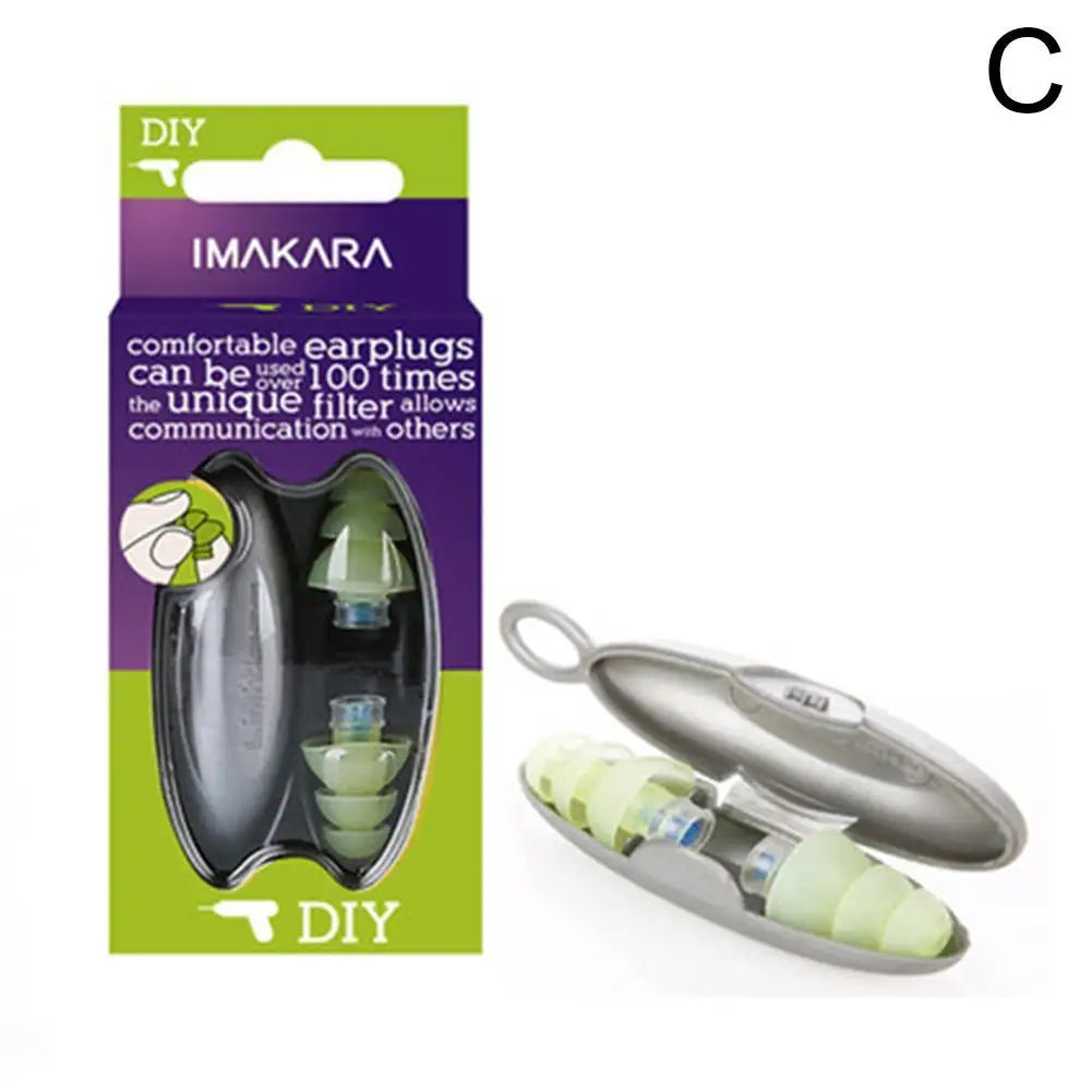 Green IMAKARA noise cancelling earplugs with carrying case.
